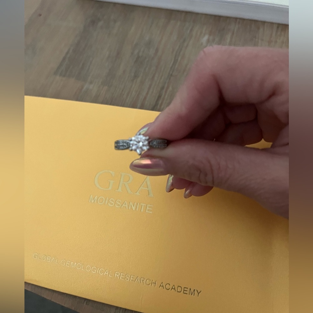GRA Moissanite Ring Adjustable Band